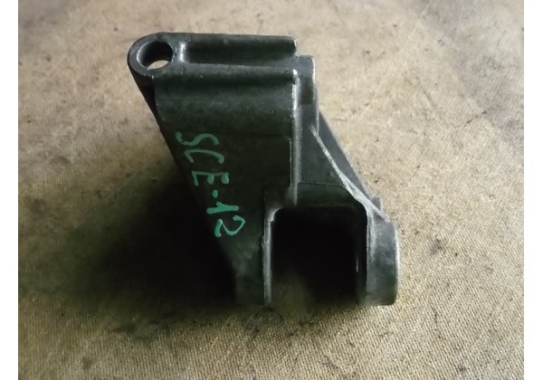 Кронштейн АКПП Renault Megane, Scenic, Symbol, 7700419412, 7700427635